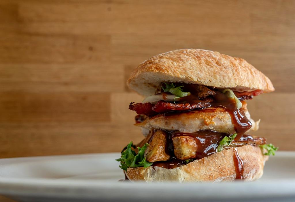 Maitre d’Hôtel Julien