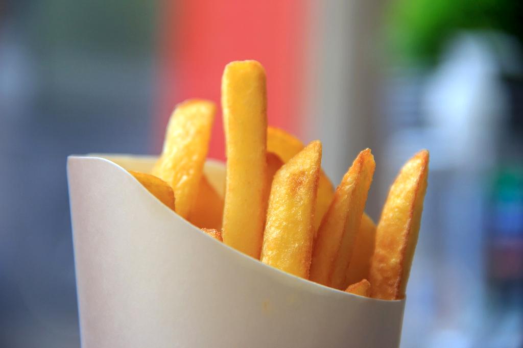 Sac de commande à emporter nofybia avec plats gastronomiques